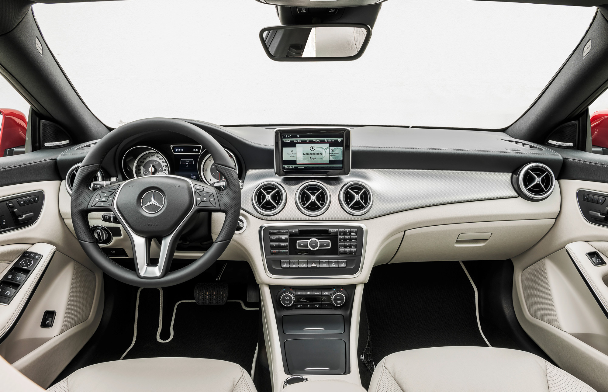 Mercedes Benz 2014 Interior