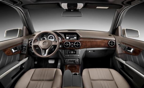 The interior of the 2014 GLK 250 is more driver focused with the re-positioning of the 7 inch navigation screen and the center console mouse-like controller. 